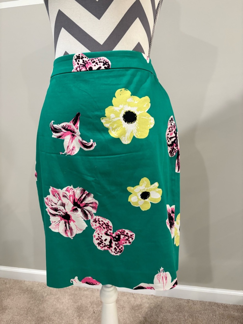 J. Crew Green Floral Pencil Skirt
